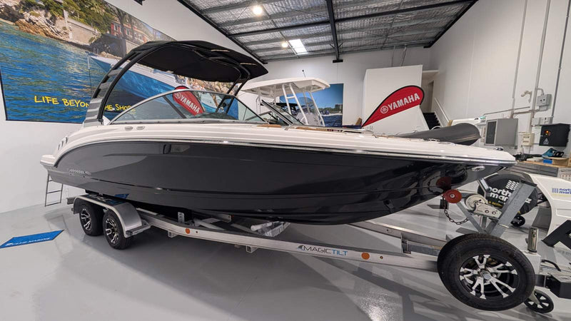 Chaparral 23 SSi OB Bowrider