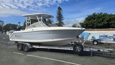 Robalo R247 Dual Console