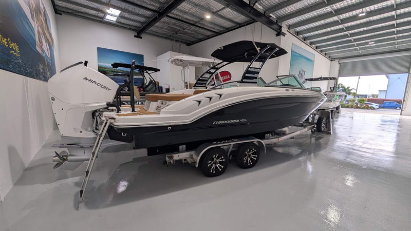 Chaparral 23 SSi OB Bowrider