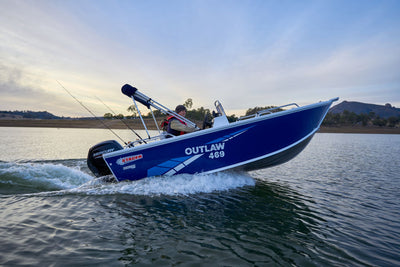 Stacer 469 Outlaw SC (Side Console)
