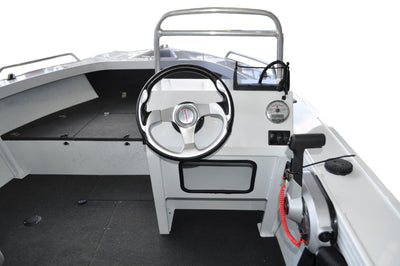 Stacer 469 Outlaw SC (Side Console)