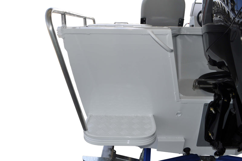 Stacer 489 Outlaw SC (Side Console)
