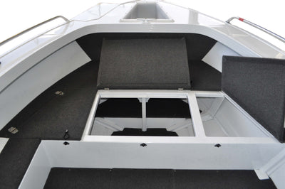 Stacer 489 Outlaw SC (Side Console)