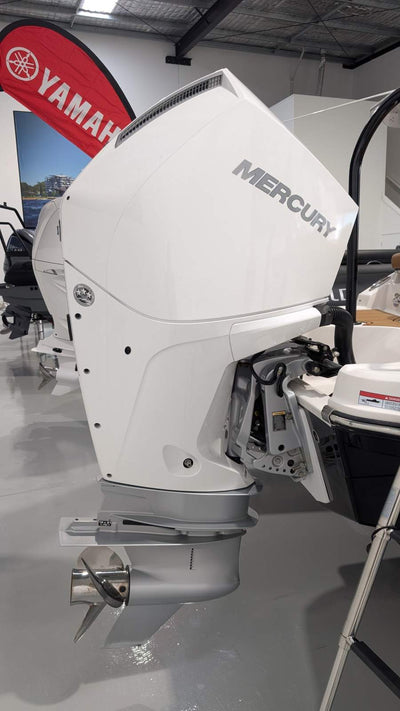 Chaparral 23 SSi OB Bowrider