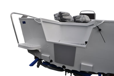 529 Outlaw CC (Centre Console)