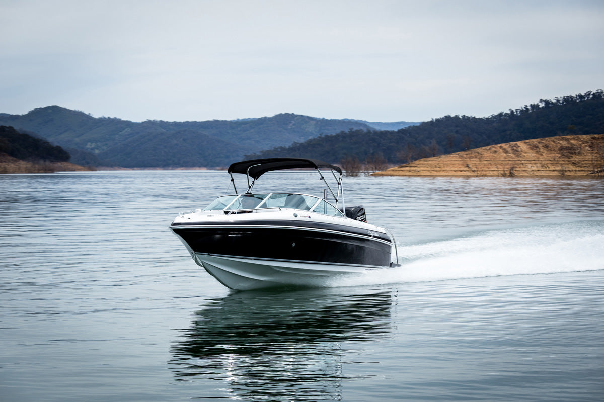 Signature 550BR Bowrider
