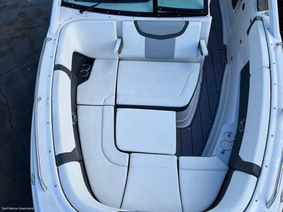 Chaparral 280 OSX | Twin Mercury 250 V8s