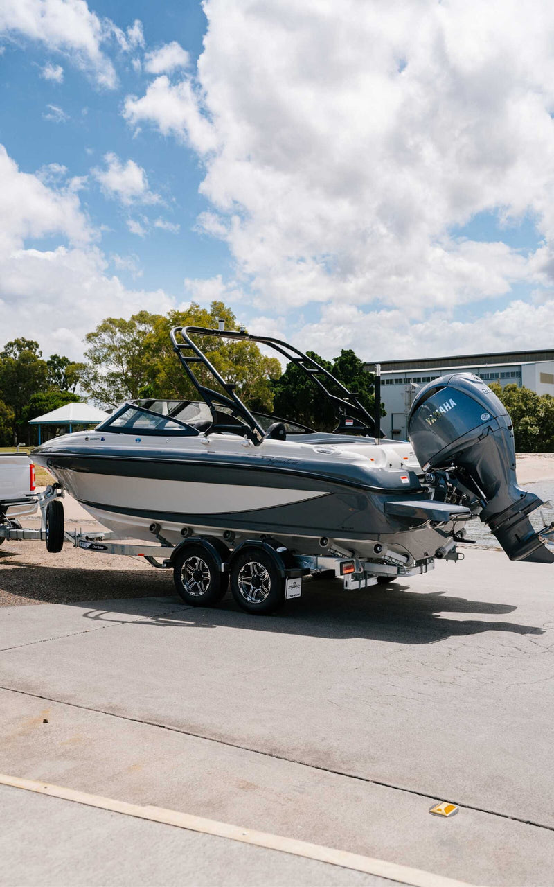 Signature 620BRX Bowrider