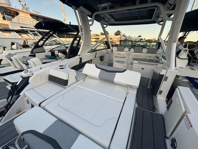 Chaparral 280 OSX | Twin Mercury 250 V8s