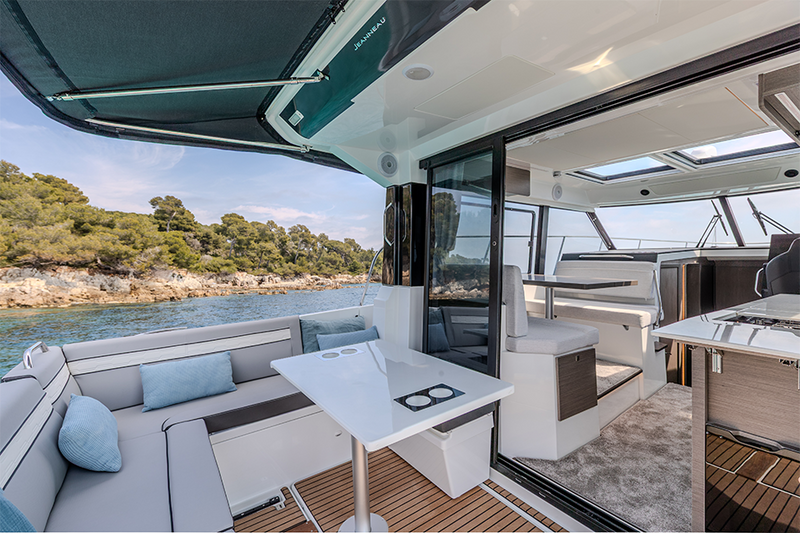 Jeanneau Merry Fisher 1095 Coupe