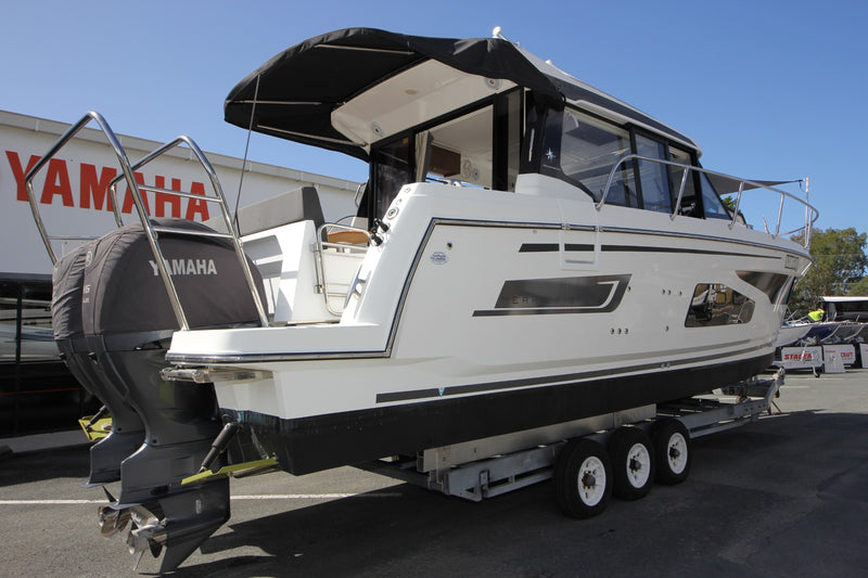 2022 Jeanneau Merry Fisher 1095 Coupe
