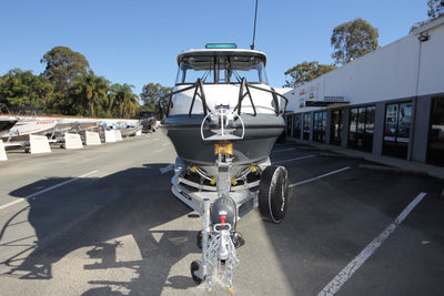 Signature Fisher 680F