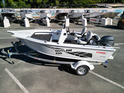 Stacer 429 Outlaw (Side Console)