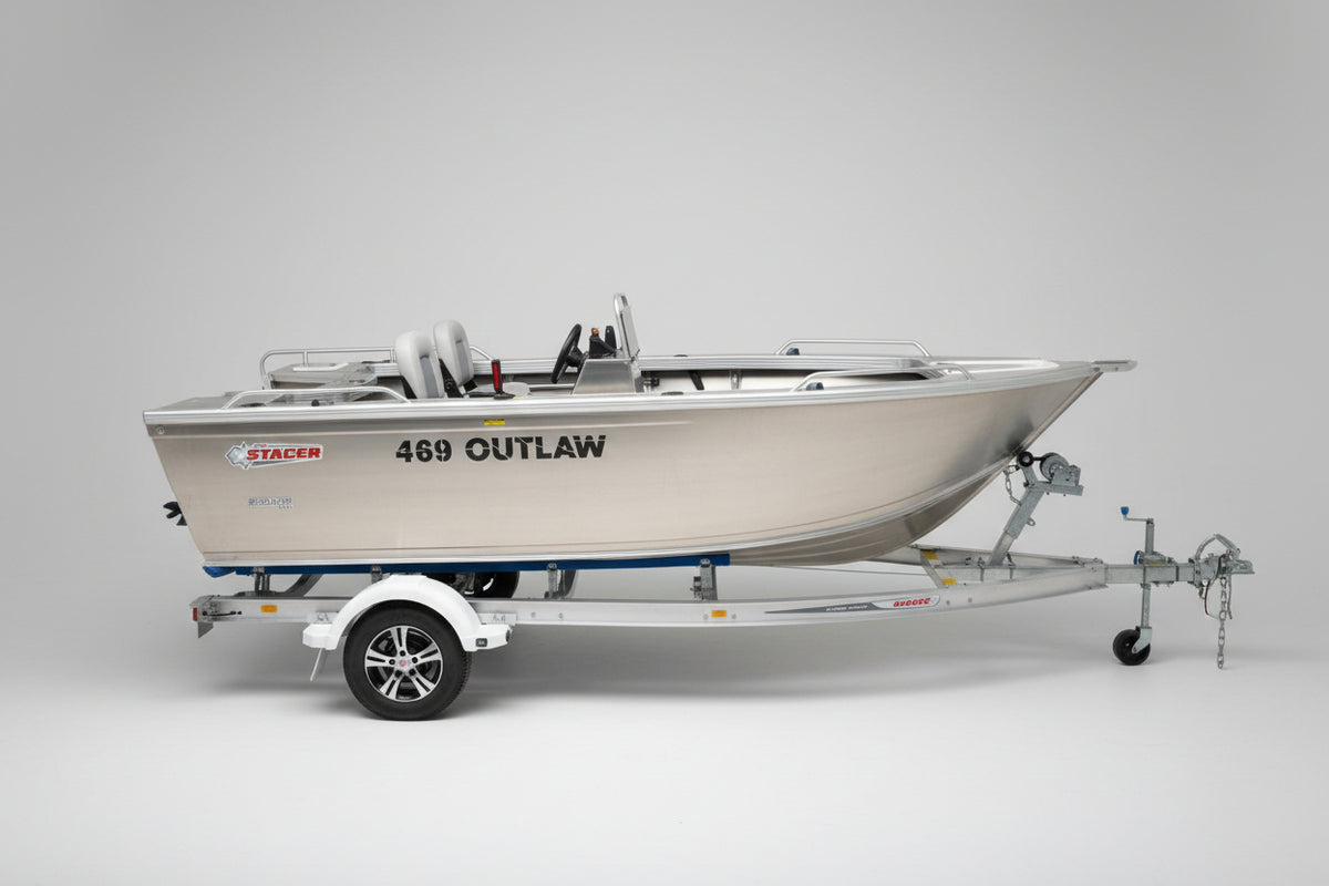 Stacer 469 Outlaw (Side Console)