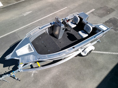 Stacer 469 Outlaw (Side Console)