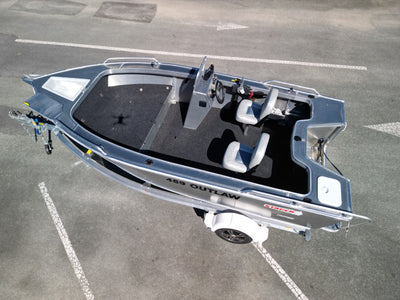 Stacer 469 Outlaw (Side Console)