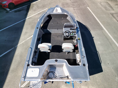 Stacer 469 Outlaw (Side Console)