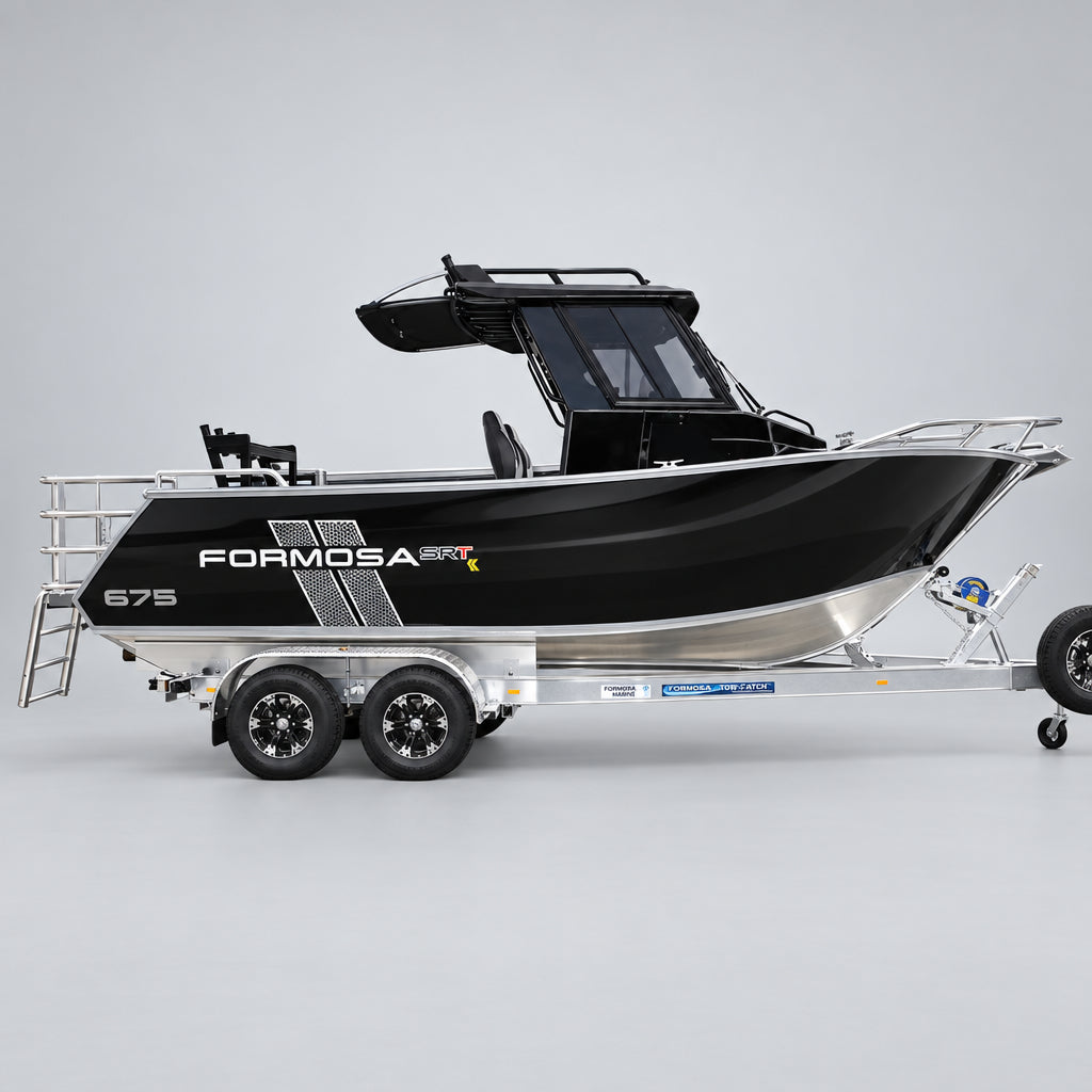 2026 Formosa SRT 675 Enclosed Centre Cabin