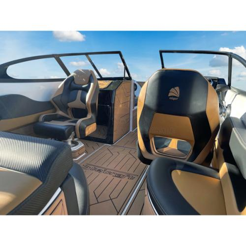 Relaxn Seat Mako Premium Bucket Tan and Black Carbon