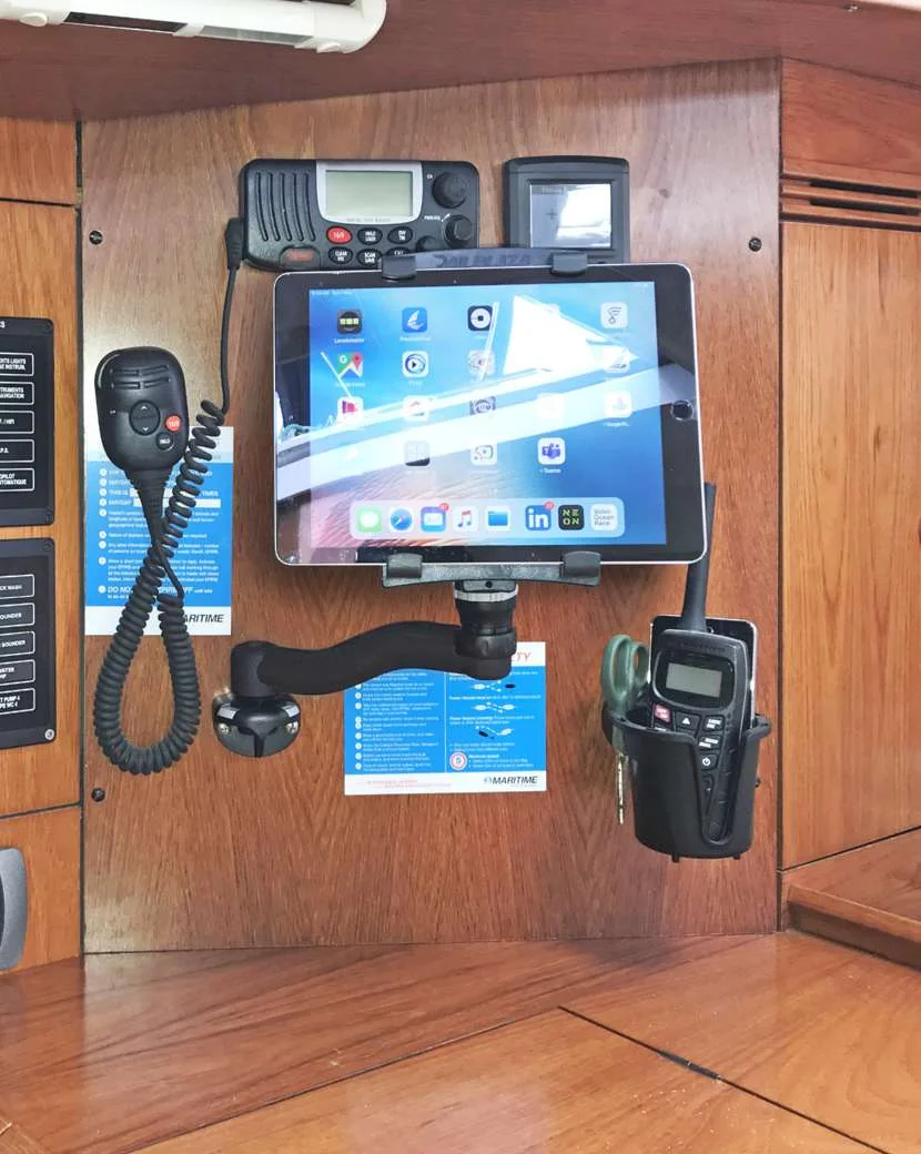 RAILBLAZA ScreenGrabba R-Lock Tablet Holder