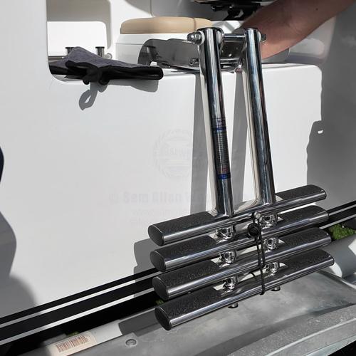 Ladders - Dive Door 4 Steps Telescoping