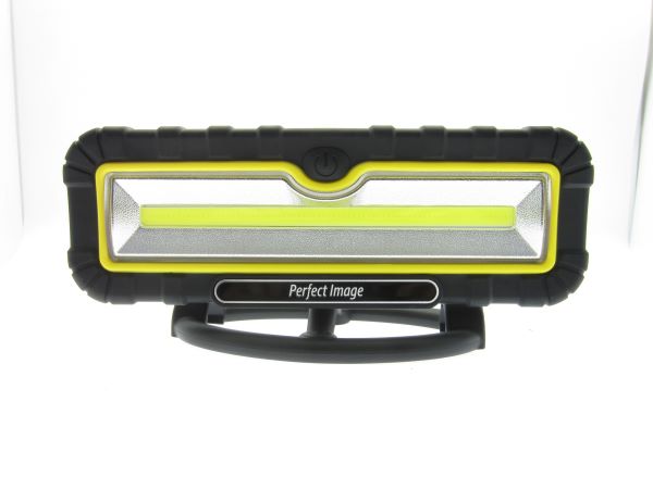 Perfect Image 1000 Lumen Worklight & Power Bank with USB Charging Port