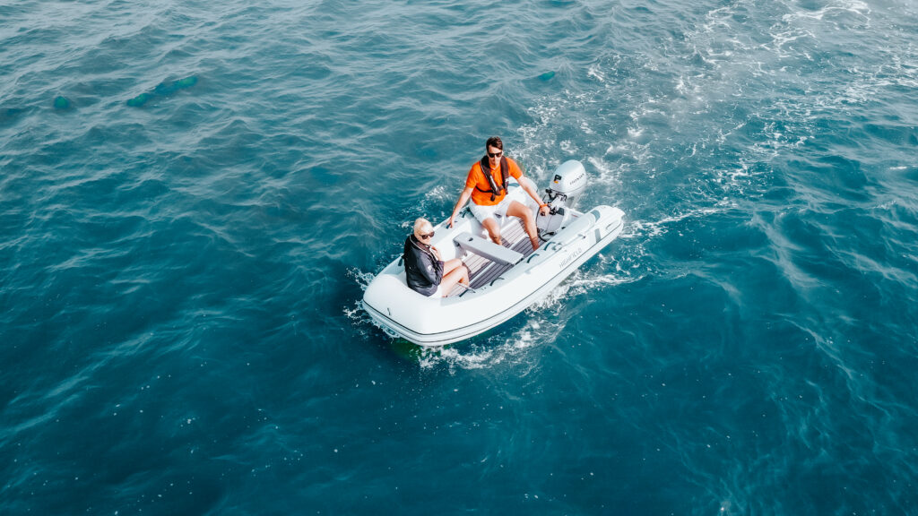 Classic 310 Hypalon