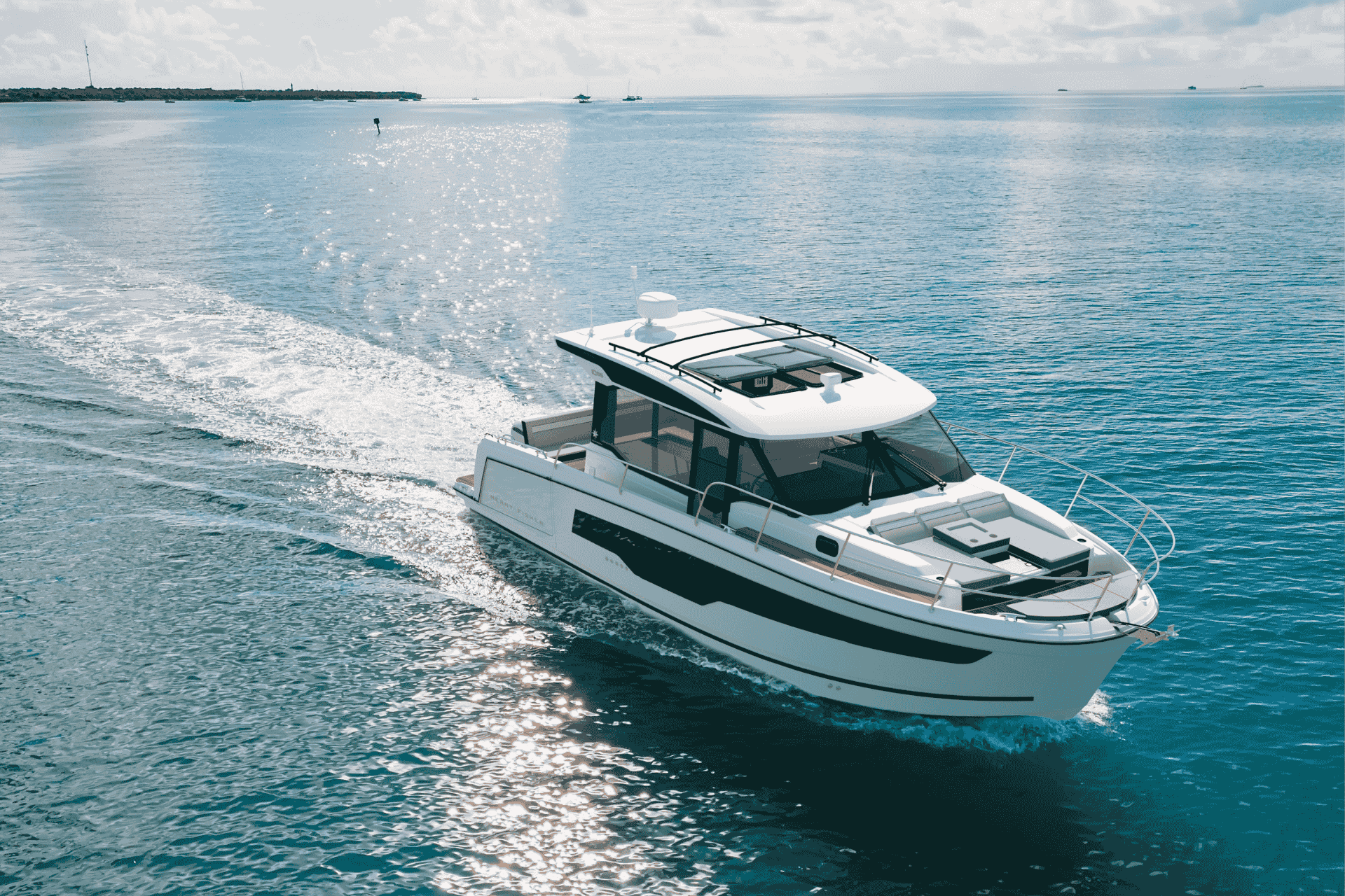 Jeanneau Merry Fisher 1095 Coupé Serie2 (2)