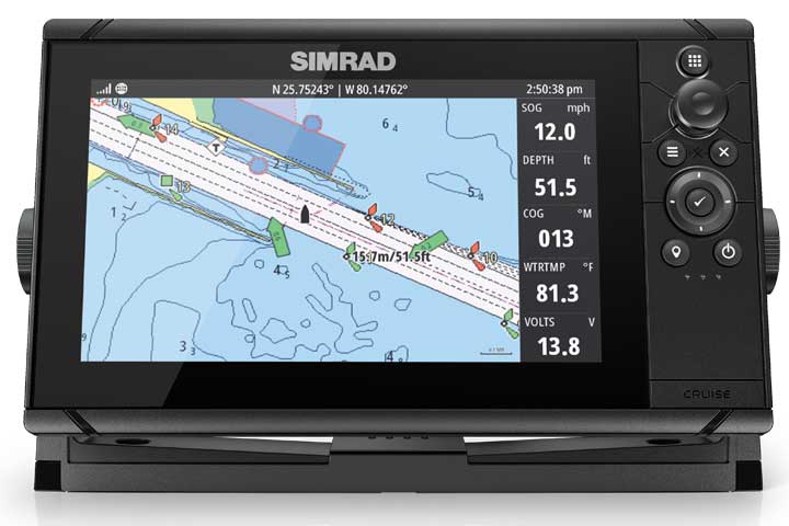 Simrad Cruise 5 with AusNZ C-MAP chart and 83200 Transducer