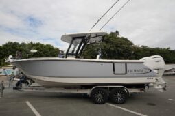 2026 Robalo R250 Centre Console