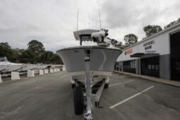 2026 Robalo R250 Centre Console